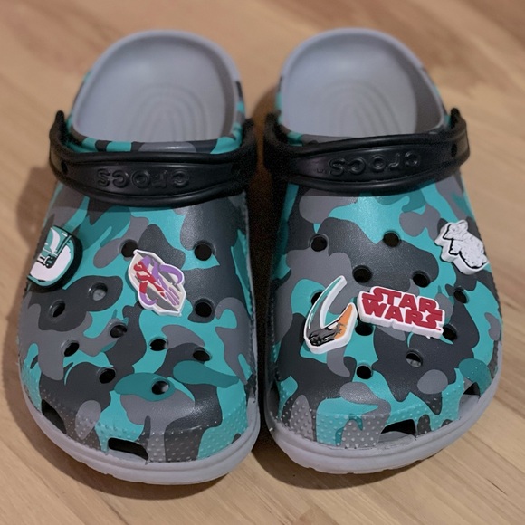 Like New Star Wars Crocs - Picture 7 of 7
